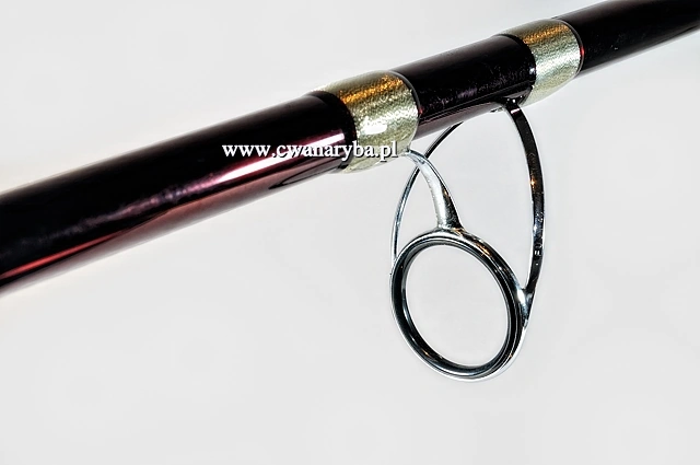  Grauvell TEKNOS SURF III posiada duże przelotki firmy Fuji typu GLOBO